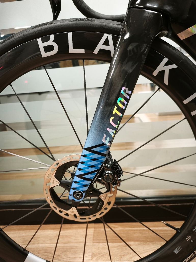 Used Factor Ostro Shimano Dura Ace Di2 2025 Road & Gravel, Black — image 10 of 16