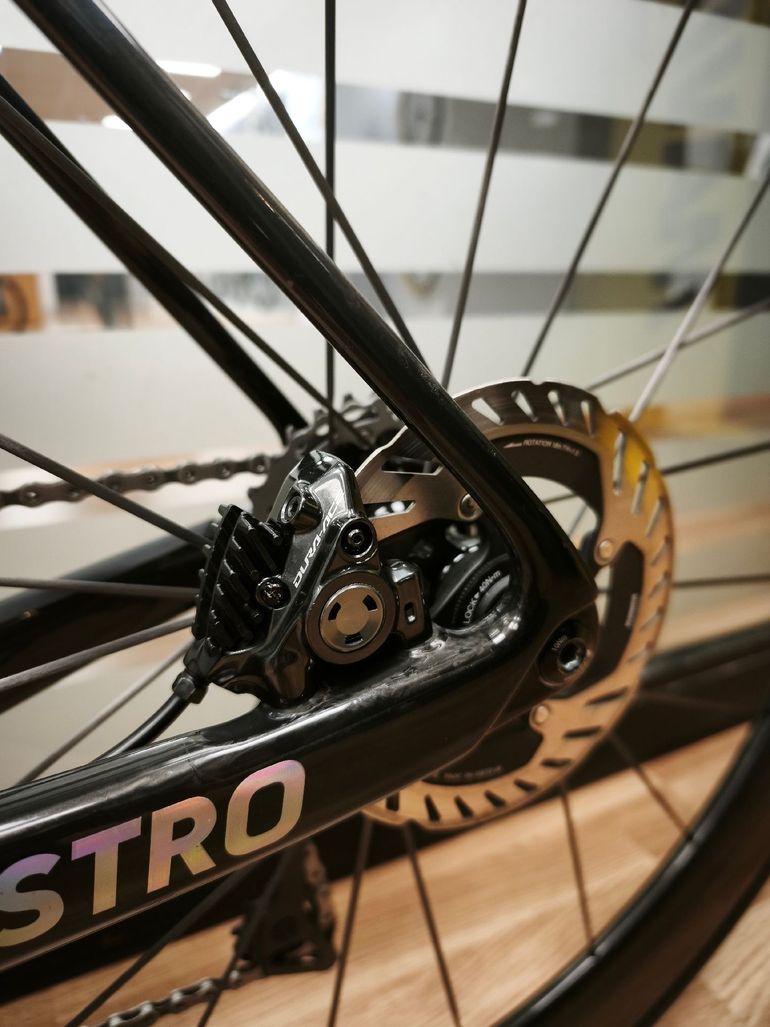 Used Factor Ostro Shimano Dura Ace Di2 2025 Road & Gravel, Black — image 9 of 16