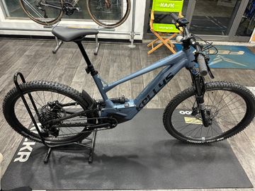 Gebrauchtes Kellys THEOS R30 P 29/27.5" 820 Wh 2025 2025 MTB