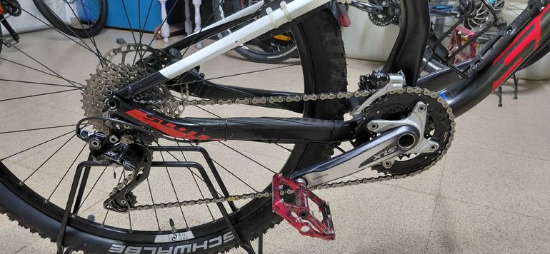 Used Scott Spark 730 2015 2015 Mountainbike, Black, 27.5 (650B) — image 3 of 9