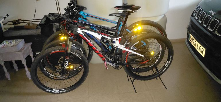 Used Scott Spark 730 2015 2015 Mountainbike, Black, 27.5 (650B) — image 8 of 9
