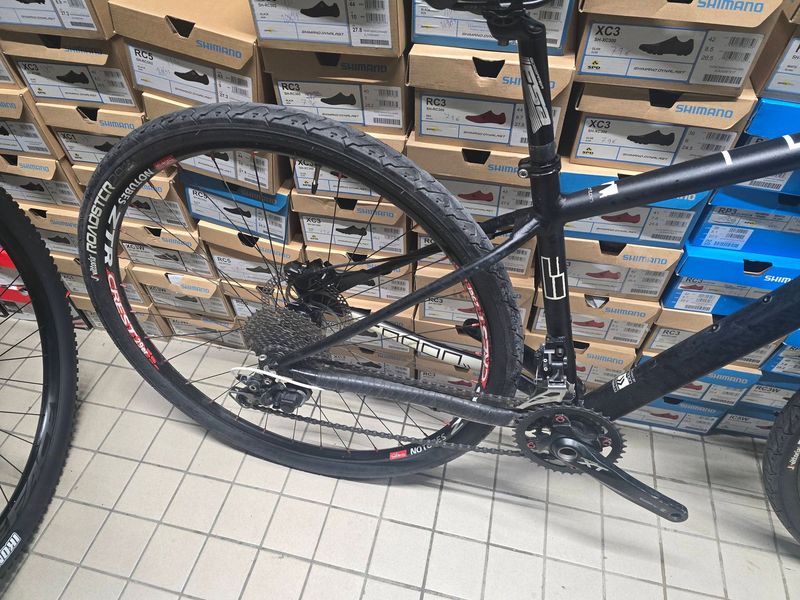 Used Radon Ar Race 2017 Mountainbike, Black — image 3 of 4