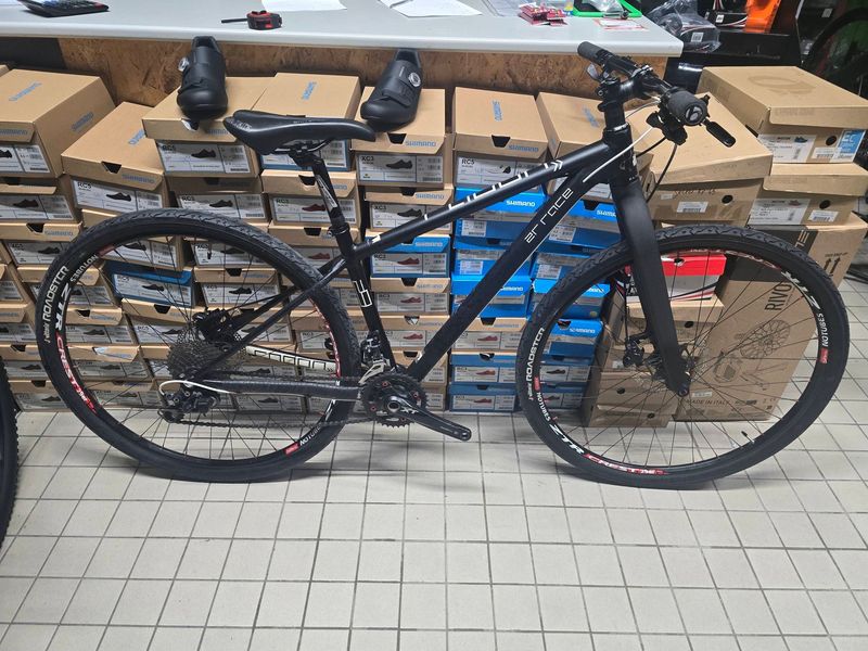 Used Radon Ar Race 2017 Mountainbike, Black — image 1 of 4