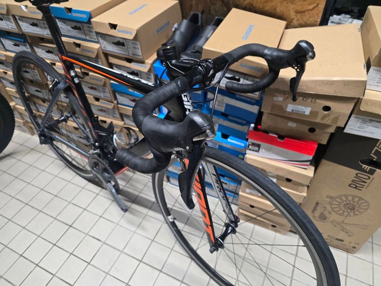 Used Giant Propel Advanced 1 2016 2016 Road & Gravel, Black — image 3 of 4