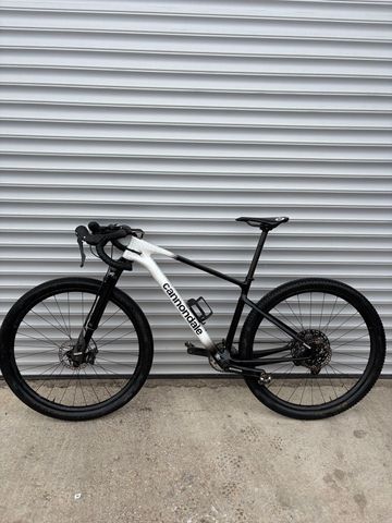 Tweedehands Cannondale F-si Shimano GRX 2024 Road & Gravel — afbeelding 2 van 11