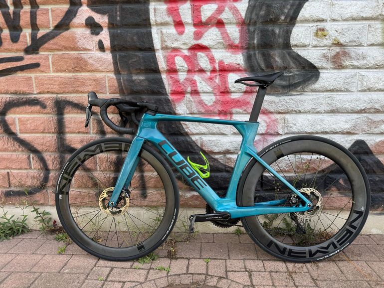 Used CUBE LITENING AERO C:68X SLT 2023 2023 Road & Gravel, Blue — image 4 of 9