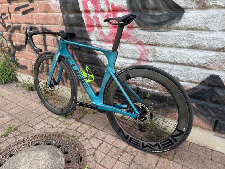 Used CUBE LITENING AERO C:68X SLT 2023 2023 Road & Gravel, Blue — image 6 of 9