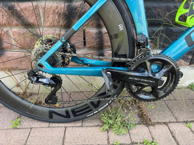 Used CUBE LITENING AERO C:68X SLT 2023 2023 Road & Gravel, Blue — image 7 of 9