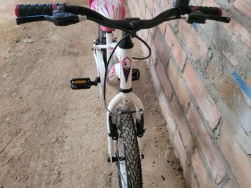Used Megamo Kid 16 2020 Youth, White — image 3 of 5