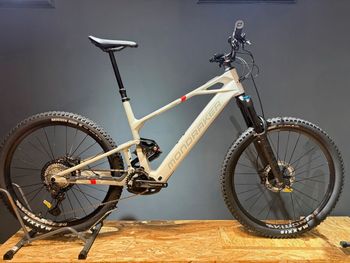 Mondraker, CRAFTY CARBON R 2025