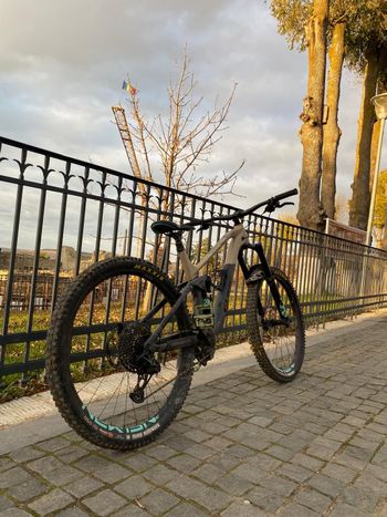 Used CUBE STEREO 170 RACE 29 2021 2021 Mountainbike, Light Gray, 29 — image 3 of 8