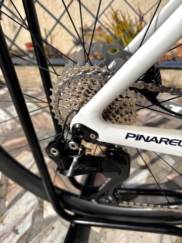 Gebrauchtes Pinarello F5 Shimano 105 Di2 2024 Road & Gravel, Weiß — Bild 2 von 11