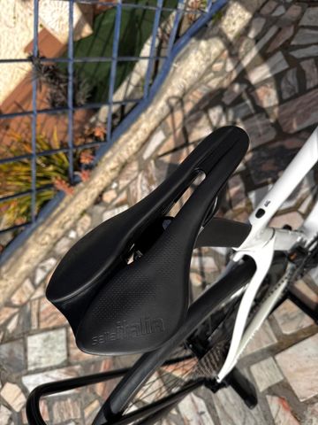 Gebrauchtes Pinarello F5 Shimano 105 Di2 2024 Road & Gravel, Weiß — Bild 9 von 11