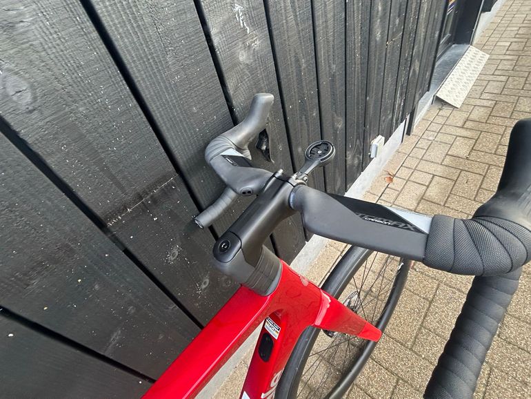 Used Cannondale SuperSix EVO Ultegra Di2 2025 Road & Gravel, Red — image 3 of 6