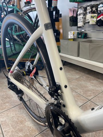 Used Chapter 2 TOA 2024 Road & Gravel, White — image 8 of 10