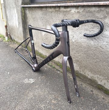 Used Giant Defy Advanced 1 2023 Frameset 2023 Road & Gravel, Purple — image 3 of 9