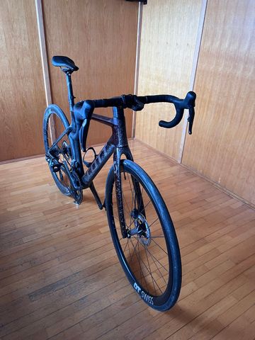 Używany Scott Addict SE 2023 2023 Road & Gravel