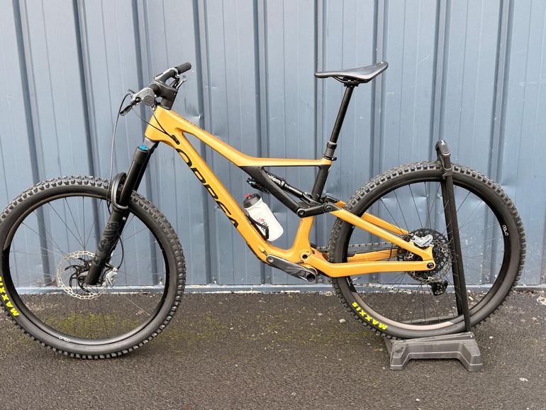 Used Orbea RALLON M10 2023 2023 Mountainbike, Black, 29 — image 1 of 10