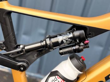 Used Orbea RALLON M10 2023 2023 Mountainbike, Black, 29 — image 4 of 10