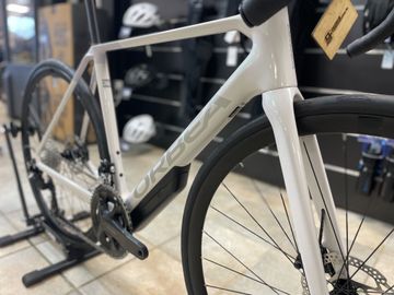 Used Orbea ORCA M30 2026 2026 Road & Gravel, White — image 2 of 8