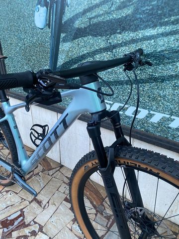 Used Scott Scale RC Team Issue 2023 2023 Mountainbike, Blue, 29 — image 4 of 13
