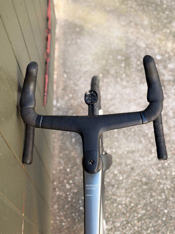 Used Evolve Cima 2026 Road & Gravel, Light Gray — image 7 of 10