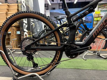 Megamo REASON Shimano Deore XT 2026 Mountainbike usato, Nero — immagine 4 di 6