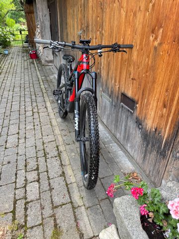 Used Rotwild R.X375 PRO 2022 2022 Mountainbike, Red, 29 — image 2 of 10