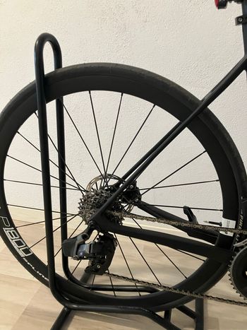 Used Mendiz F8 SL 2022 Road & Gravel, Black — image 3 of 6