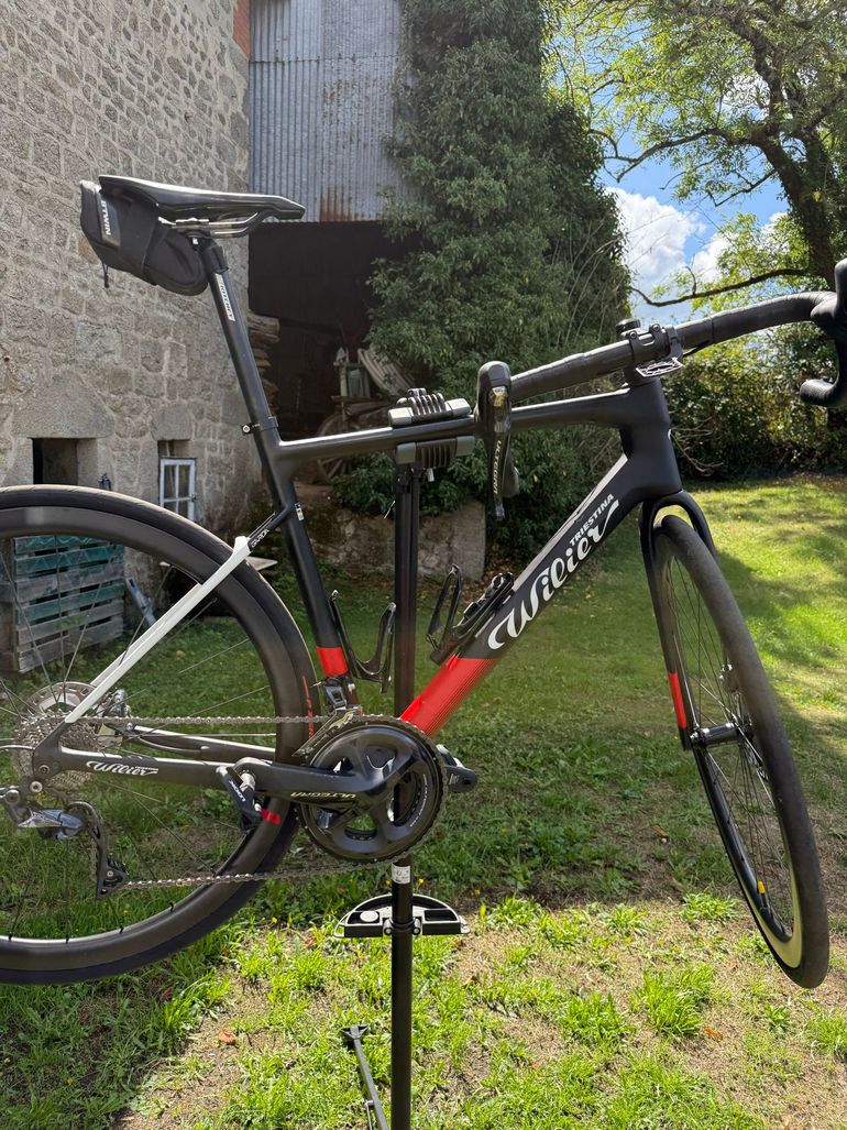Used Wilier GARDA SHIMANO ULTEGRA R8020 2023 2023 Road & Gravel, Schwarz — image 1 of 13