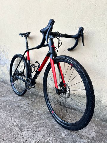 Used Wilier Cento1 Cross 2022 Road & Gravel, Black — image 2 of 9