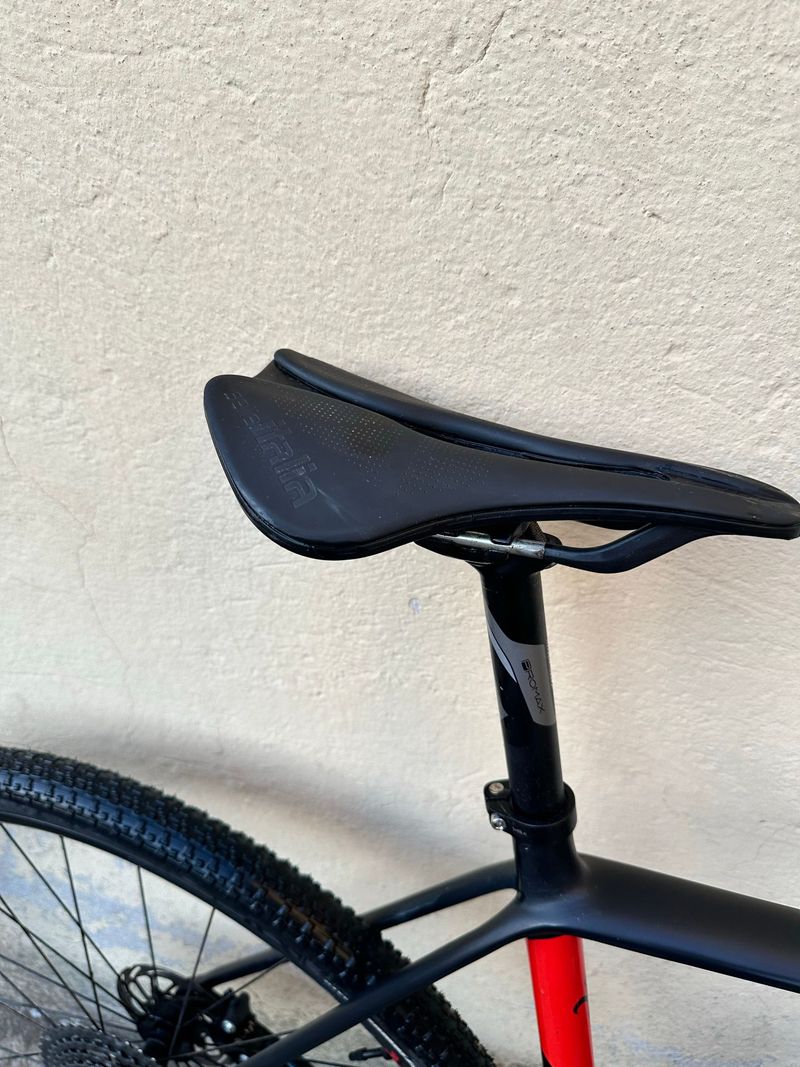 Used Wilier Cento1 Cross 2022 Road & Gravel, Black — image 7 of 9