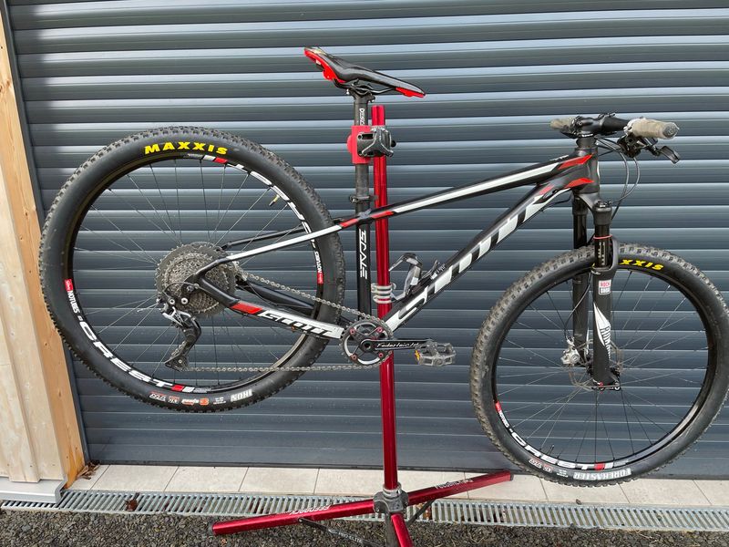Used Scott Scale 750 2017 Mountainbike, Black — image 2 of 15