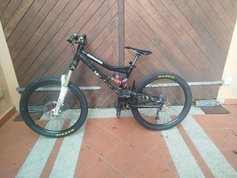 Used moongose PINR 2014 Mountainbike, Negro — image 1 of 7