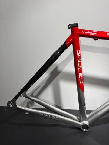 Pinarello Galileo Frameset 2006 Road & Gravel usato, Rosso — immagine 3 di 12