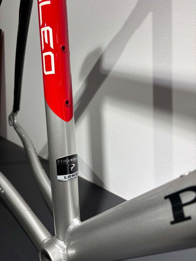 Pinarello Galileo Frameset 2006 Road & Gravel usato, Rosso — immagine 7 di 12