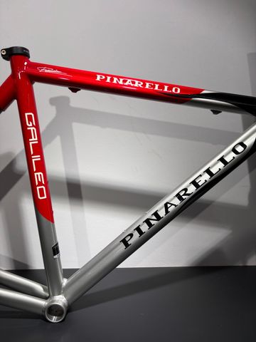 Pinarello Galileo Frameset 2006 Road & Gravel usato, Rosso — immagine 4 di 12