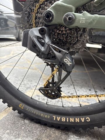 Gebrauchtes Specialized Turbo Levo SRAM GX Eagle AXS 2024 Mountainbike, Grün, Verschieden — Bild 17 von 24