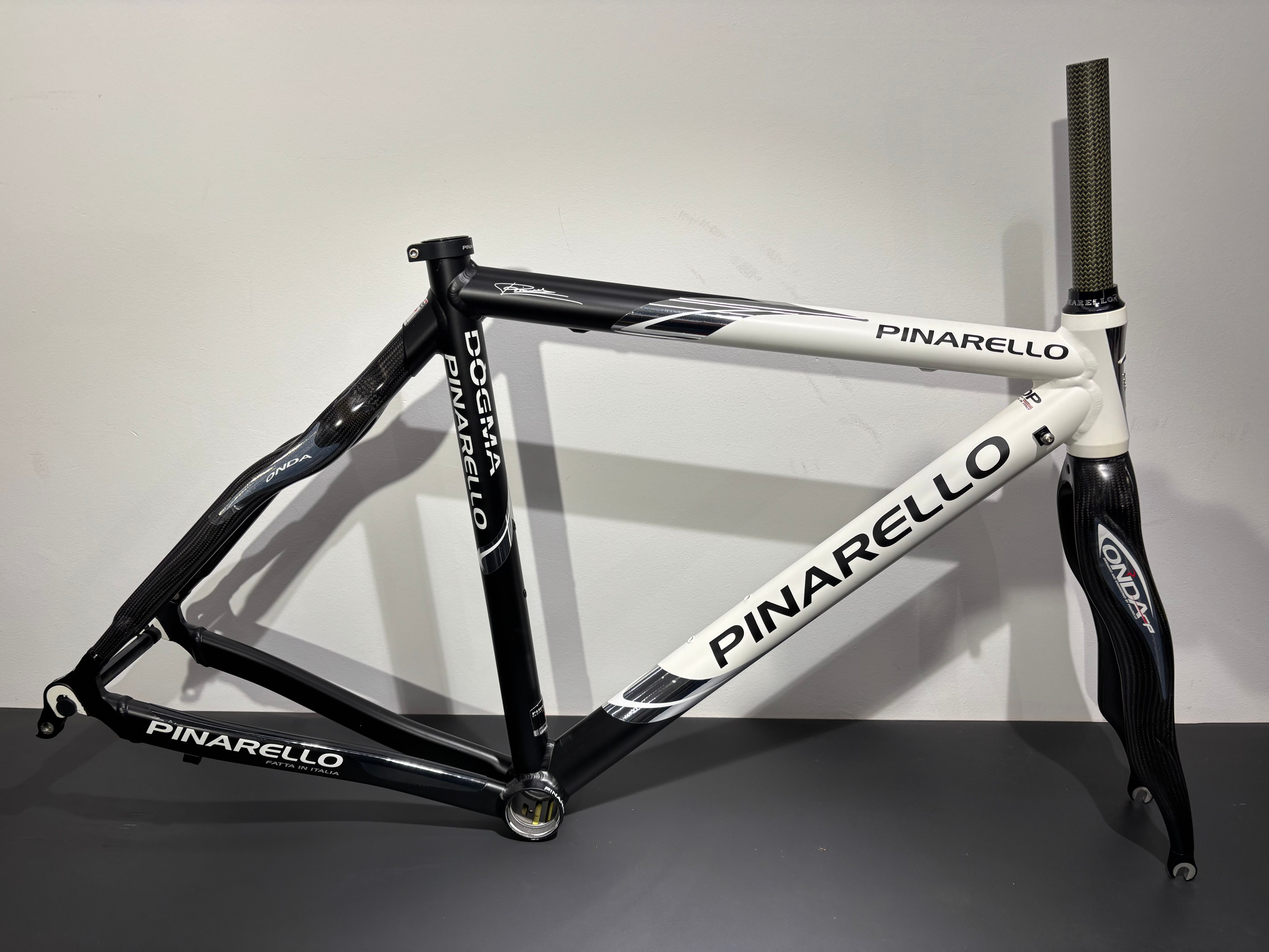 【送料込】2005 PINARELLO DOGMA マグネシウムフレーム Pinarello Pinarello Dogma AK61 Magnesium Frameset 2004