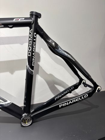 Used Pinarello Pinarello Dogma AK61 Magnesium Frameset 2004 Road & Gravel, White — image 5 of 9