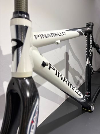 Used Pinarello Pinarello Dogma AK61 Magnesium Frameset 2004 Road & Gravel, White — image 9 of 9