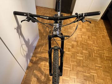 Gebrauchtes Lapierre Zesty TR 3.9 2022 2022 Mountainbike, Hellgrau, 29 — Bild 4 von 10