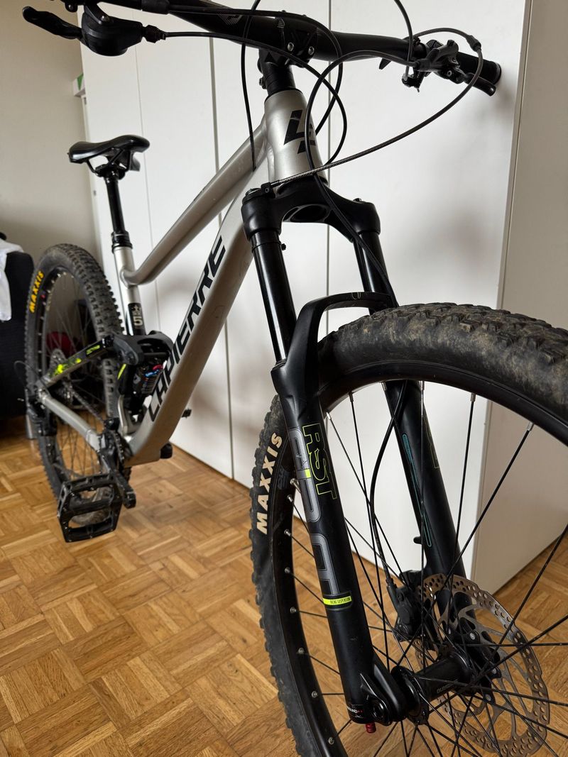 Gebrauchtes Lapierre Zesty TR 3.9 2022 2022 Mountainbike, Hellgrau, 29 — Bild 9 von 10