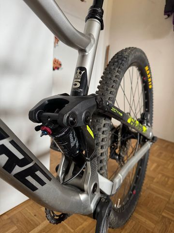 Gebrauchtes Lapierre Zesty TR 3.9 2022 2022 Mountainbike, Hellgrau, 29 — Bild 7 von 10
