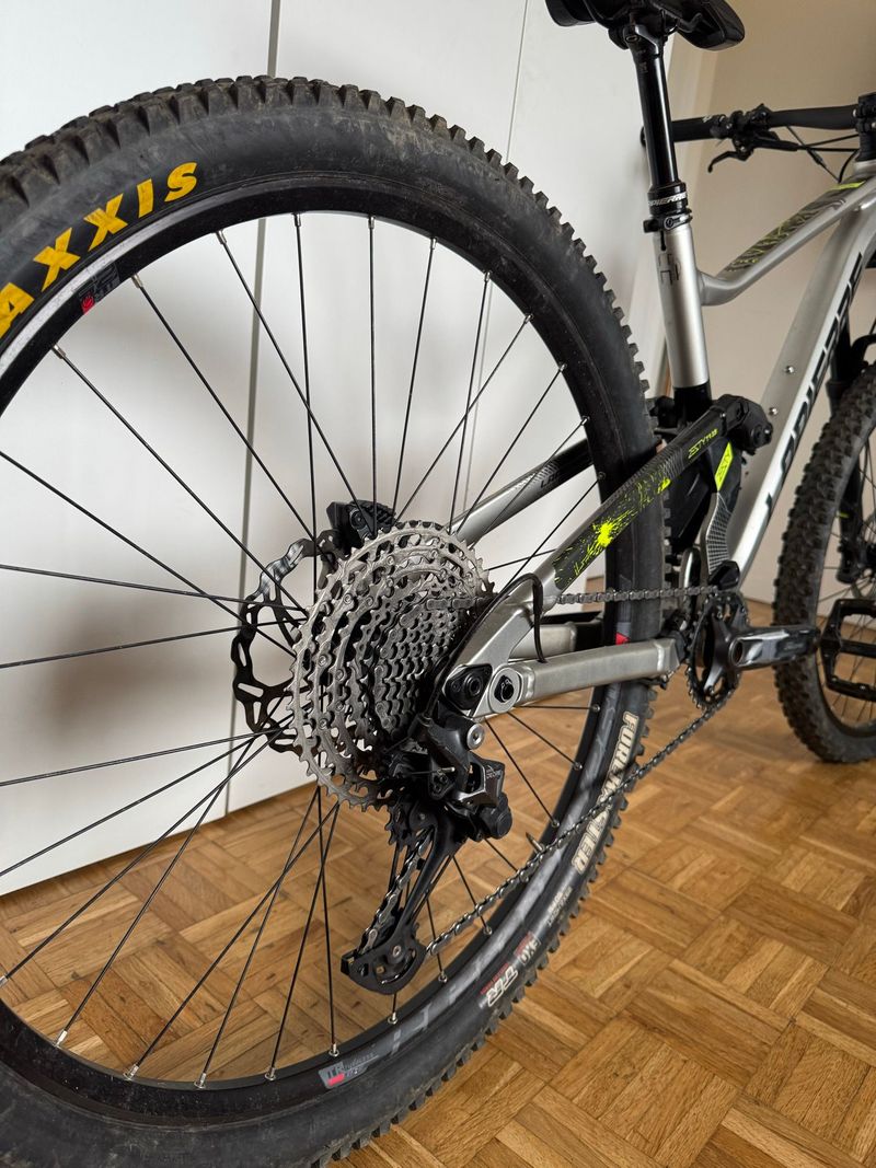 Gebrauchtes Lapierre Zesty TR 3.9 2022 2022 Mountainbike, Hellgrau, 29 — Bild 6 von 10