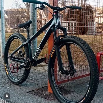 Gebrauchtes Rose The Bruce 2 Dirt Jump 2021 Mountainbike, Grün — Bild 1 von 4