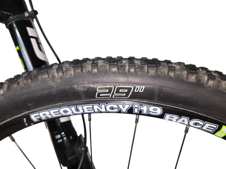 Used Cannondale Lefty 29" Carbon 2020 Mountainbike, Weiß — image 23 of 37