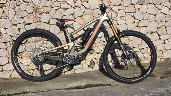 Santa Cruz, Megatower GX AXS Carbon CC 2024