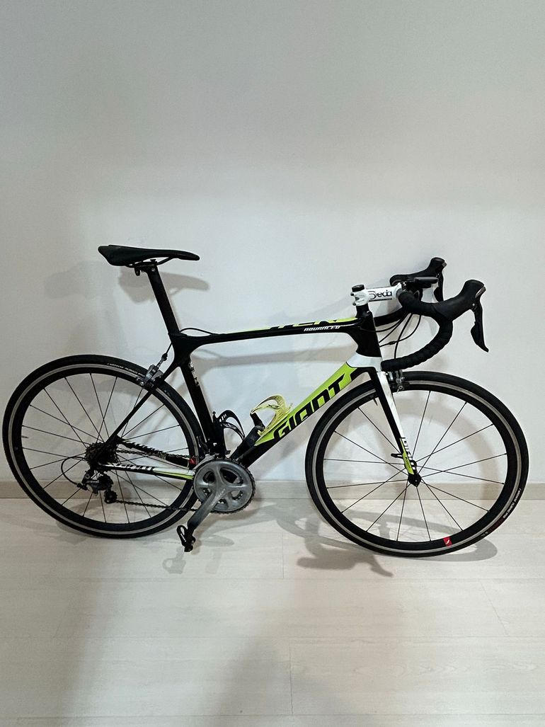 Used Giant Tcr Shimano Ultegra 2018 Road & Gravel — image 2 of 6