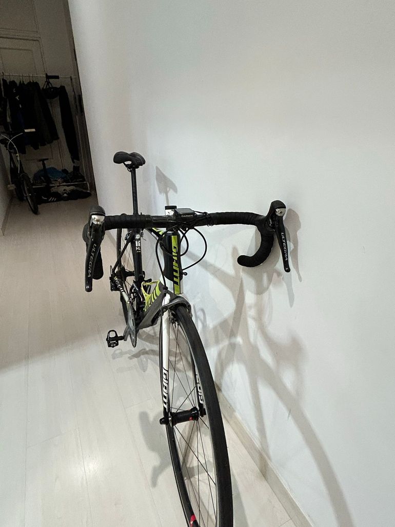 Used Giant Tcr Shimano Ultegra 2018 Road & Gravel — image 5 of 6